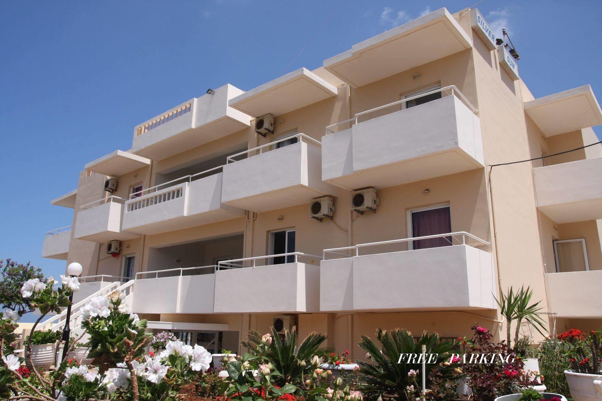 Silver Sun Studios & Apartments Malia Esterno foto