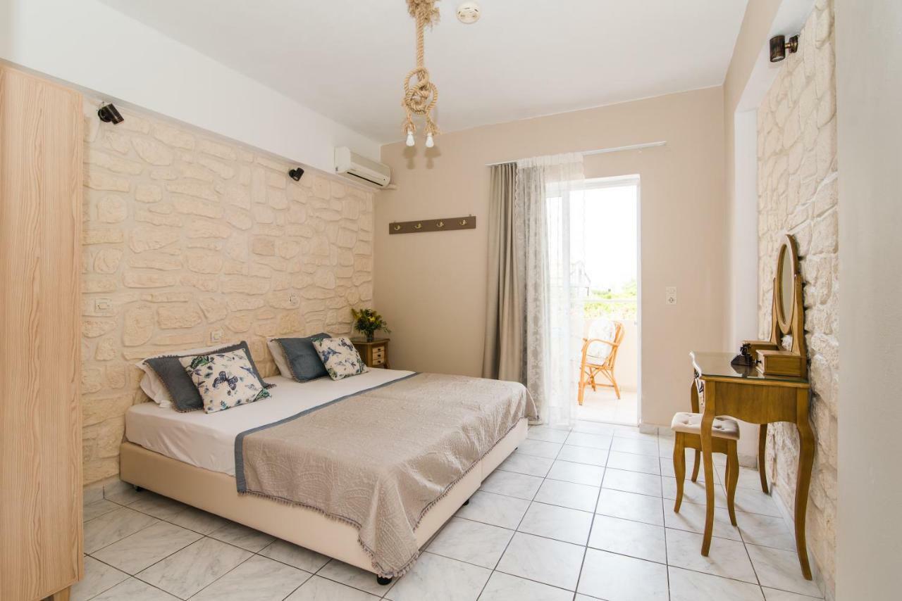 Silver Sun Studios & Apartments Malia Esterno foto